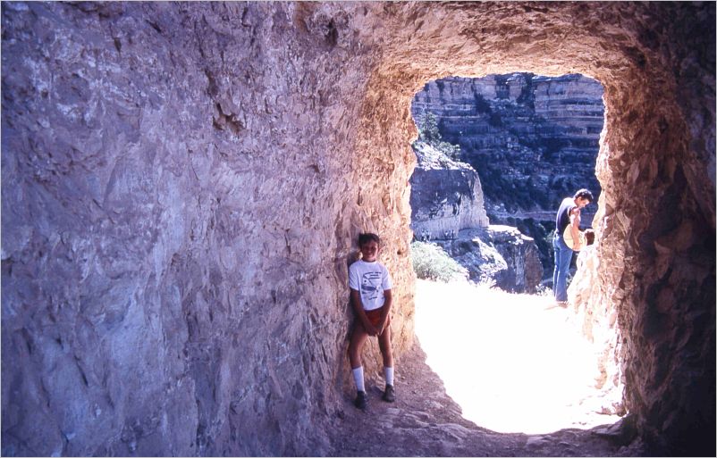 Vacation-1983 Oregon Uncle Jay-032